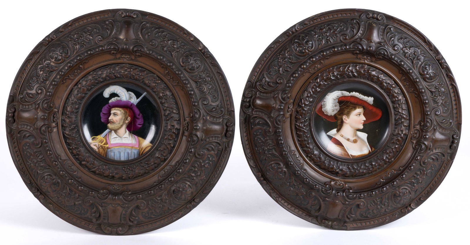FRAMED CONTINENTAL PORCELAIN PAIR OF PORTRAIT PLATE PLAQUES (1 of 4)