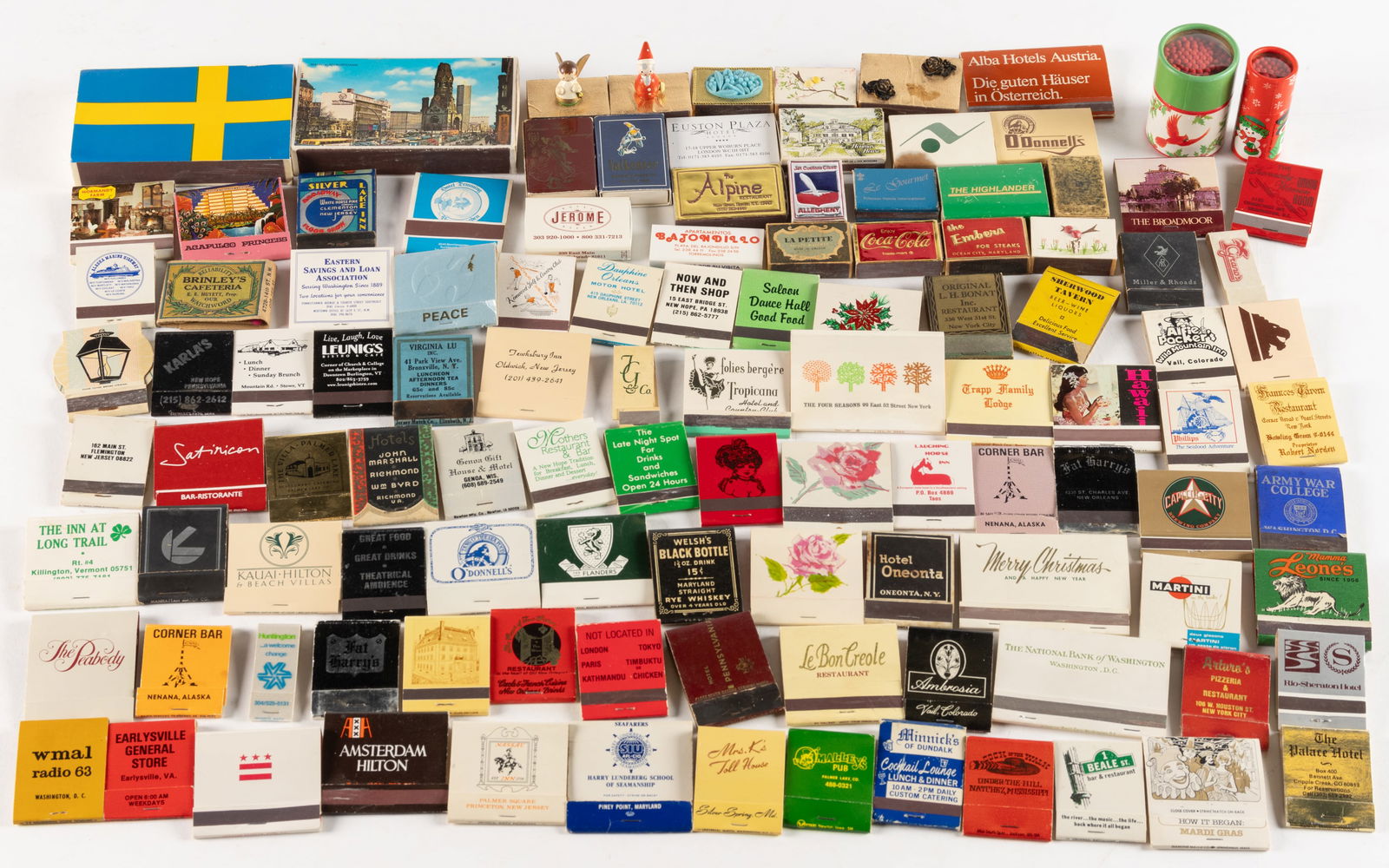 ASSORTED VINTAGE MATCHBOOKS / MATCHCOVERS, UNCOUNTED LOT (1 of 1)
