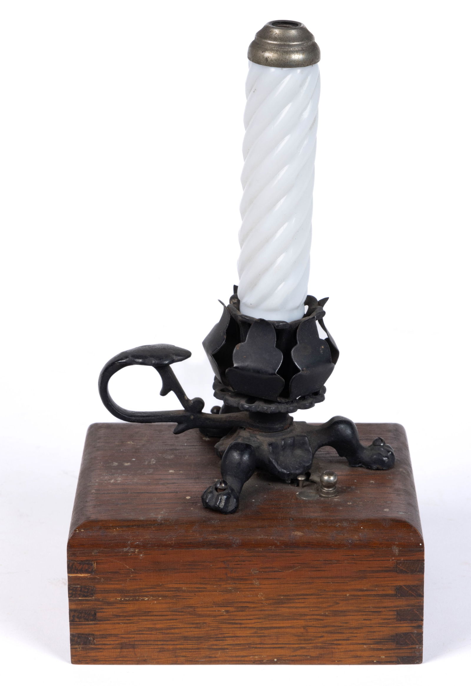 VINTAGE DECORATIVE IRON BATTERY / ELECTRIC COUNTER / TABLE-TOP CIGAR LIGHTER (1 of 3)