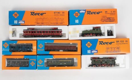 ROCO MANUF. HO-SCALE ASSORTED MODEL RAILROAD LOCOMOTIVE ENGINES AND RAIL CARS, LOT SEVEN