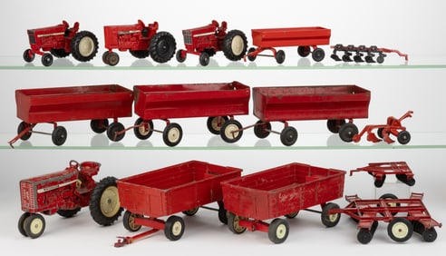 ERTL AND OTHER TRACTOR / FARMING IMPLEMENT TOYS, LOT OF 14