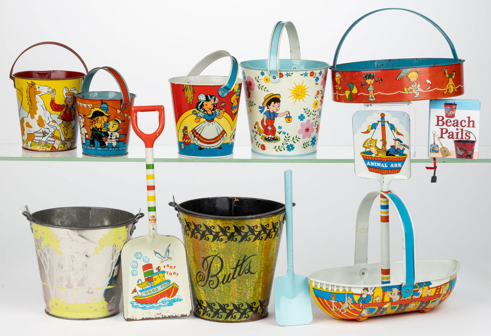 OHIO ART COMPANY TIN LITHOGRAPHED SAND PAILS / BUCKETS AND RELATED ARTICLES, LOT OF 11 (1 of 1)