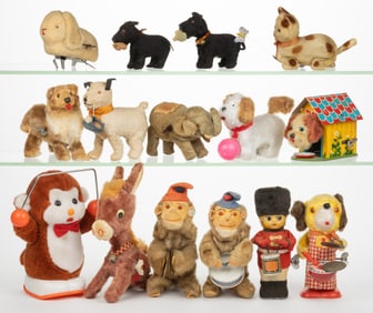 ASSORTED VINTAGE WIND-UP AND BATTERY-OPERATED TOYS, LOT OF 15