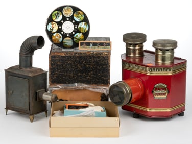 ASSORTED MANUFACTURERS SHEET-IRON MAGIC LANTERNS AND SLIDES, UNCOUNTED LOT