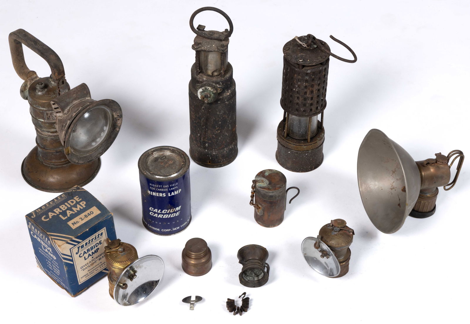 ASSORTED BRASS AND METAL MINING AND OCCUPATIONAL LANTERNS AND RELATED, UNCOUNTED LOT (1 of 1)