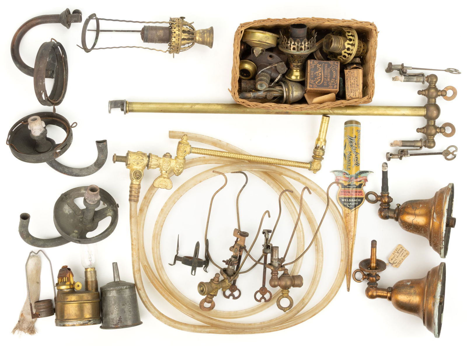 ASSORTED METALS GAS LAMP FITTINGS AND ATTACHMENT5, UNCOUNTED LOT (1 of 1)