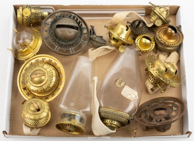 ASSORTED KEROSENE BURNERS AND CHIMNEYS, UNCOUNTED LOT