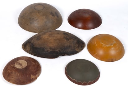 COUNTRY PAINTED TREEN DOUGH BOWLS / TRENCHERS, LOT OF SIX