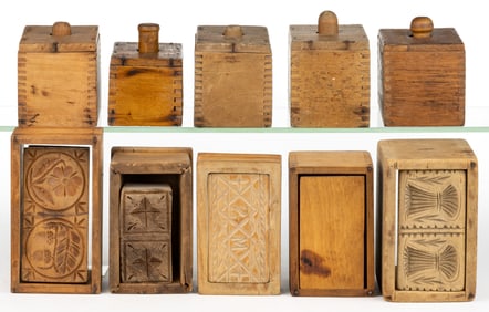 ASSORTED WOOD / TREENWARE BUTTER BOX MOLDS WITH FIGURAL, FLORAL AND FOLIAGE PRINTS / STAMPS, LOT OF