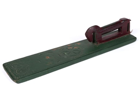 EUROPEAN CARVED AND PAINT-DECORATED MANGLE BOARD