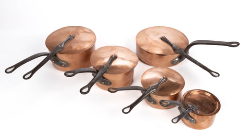 DEHILLERIN AND OTHER FRENCH COPPER LIDDED SAUCEPANS, LOT OF FIVE