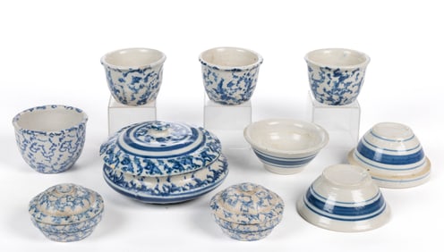 AMERICAN BLUE AND WHITE BRISTOL-GLAZED SPONGEWARE STONEWARE ARTICLES, LOT OF TEN