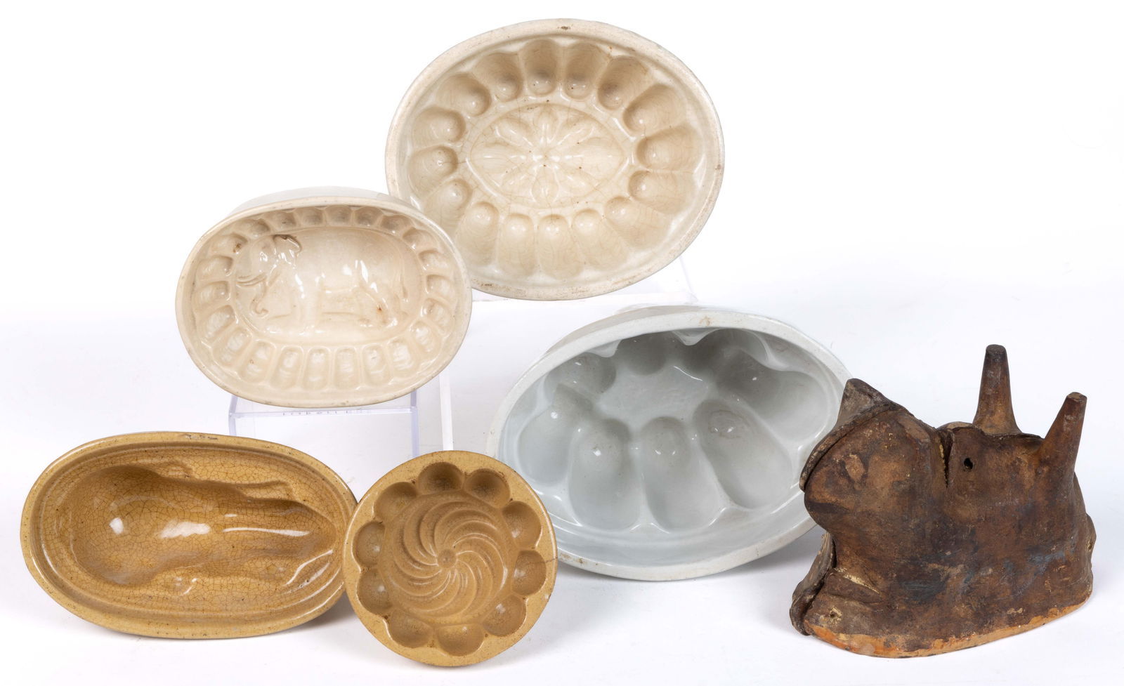 ASSORTED CERAMIC ANIMAL MOTIF AND OTHER FOOD / JELLY MOLDS, LOT OF SIX (1 of 2)
