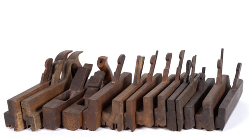 ASSORTED WOODEN MOLDING PLANES, LOT OF 14