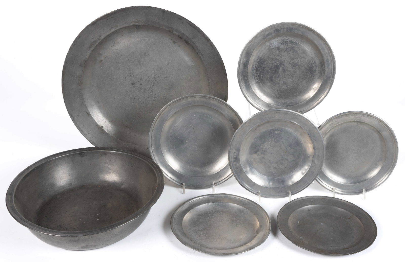 ASSORTED ENGLISH PEWTER PLATES AND DISHES, LOT OF EIGHT (1 of 1)