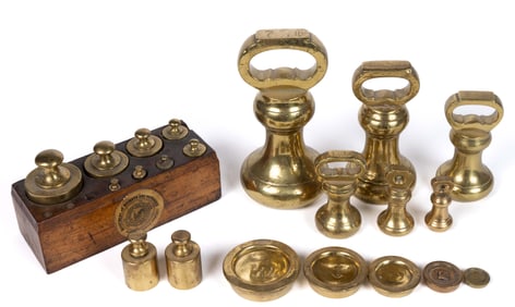 ENGLISH / AMERICAN BRASS WEIGHTS, UNCOUNTED LOT