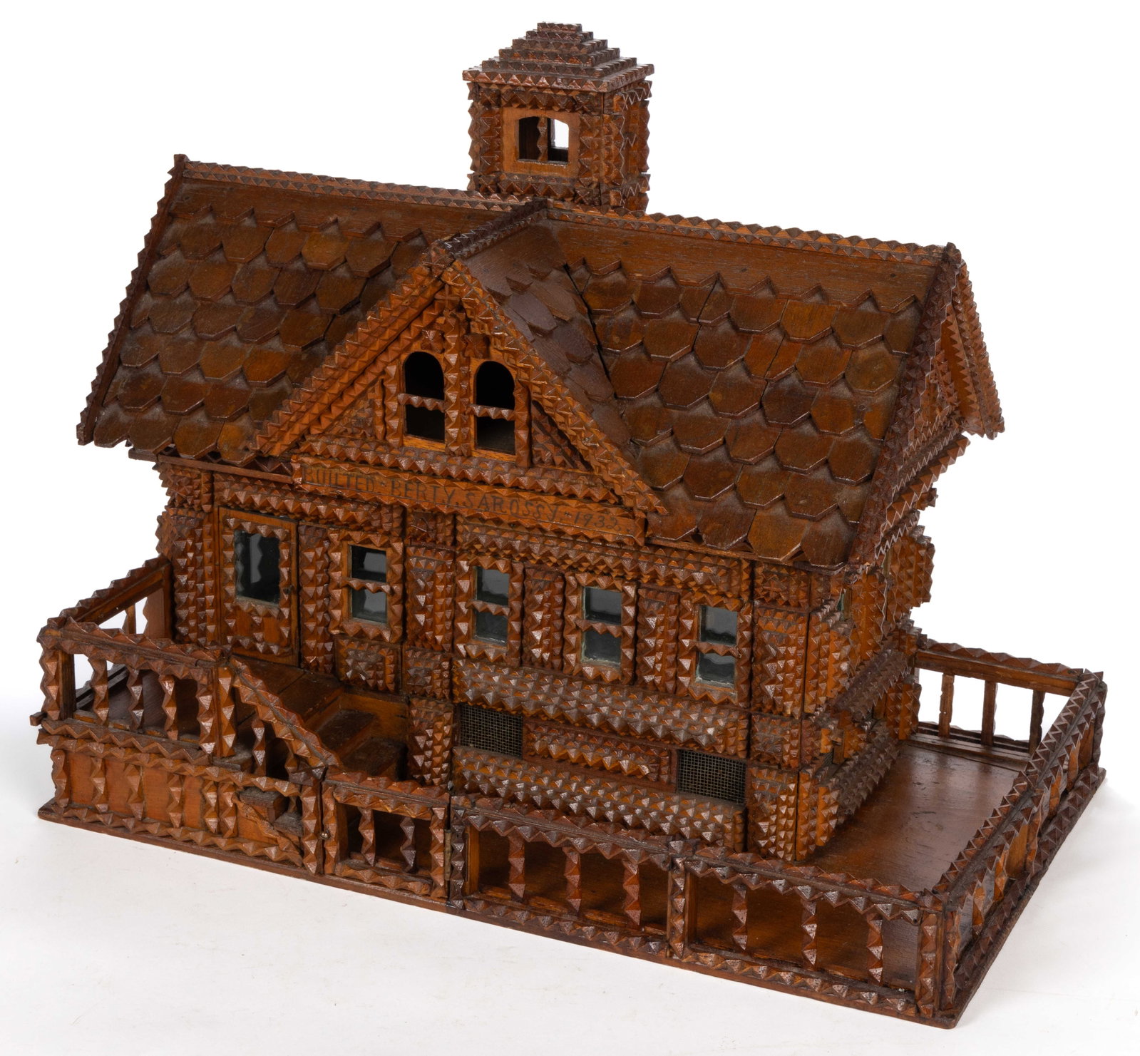 NEW JERSEY FOLK / TRAMP ART MINIATURE HOUSE / MODEL: NEW JERSEY FOLK / TRAMP ART MINIATURE HOUSE / MODEL, two-piece form with a removable roof, of finely executed form with elaborately notch-carved stacked designs with sawtooth edge profiles, 