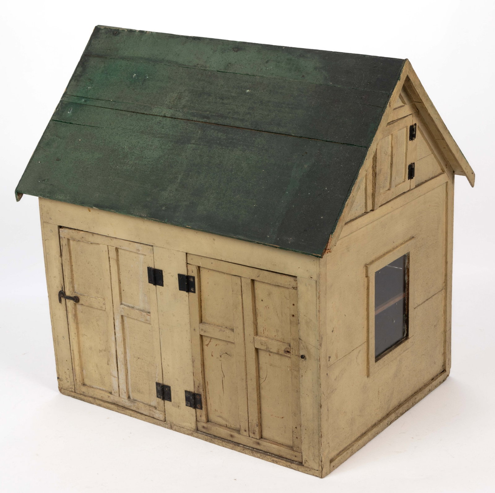 AMERICAN FOLK ART PAINTED WOODEN CHILDREN'S TOY BARN: AMERICAN FOLK ART PAINTED WOODEN CHILDREN'S TOY BARN, the peaked roof over a long side with two hinged paneled barn-like doors, each gabled end with a window. Retains its likely-original painted s
