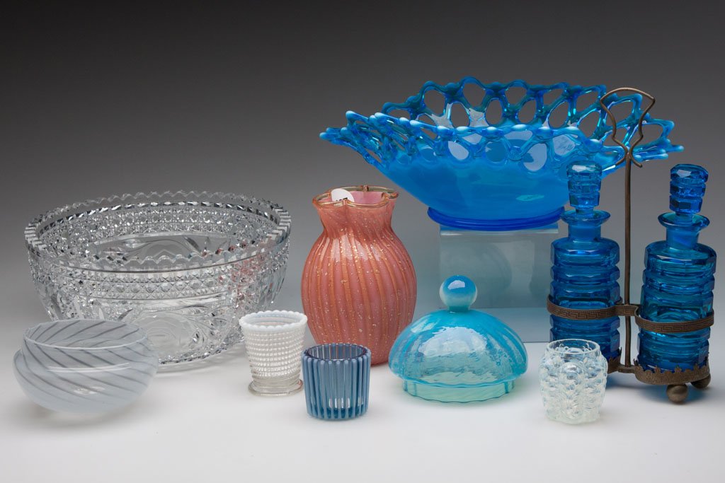 VARIOUS VICTORIAN AND OTHER ARTICLES, LOT OF NINE: VARIOUS VICTORIAN AND OTHER ARTICLES, LOT OF NINE, various colors, comprising a cut glass bowl, blue opalescent bowl with open-work rim, cased pink vase, a pair colognes, three toothpick holders, and 