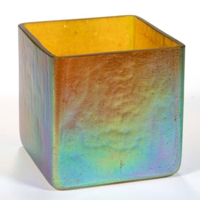 LOETZ ATTRIBUTED CANDIA SILBERIRIS IRIDESCENT SQUARE VASE