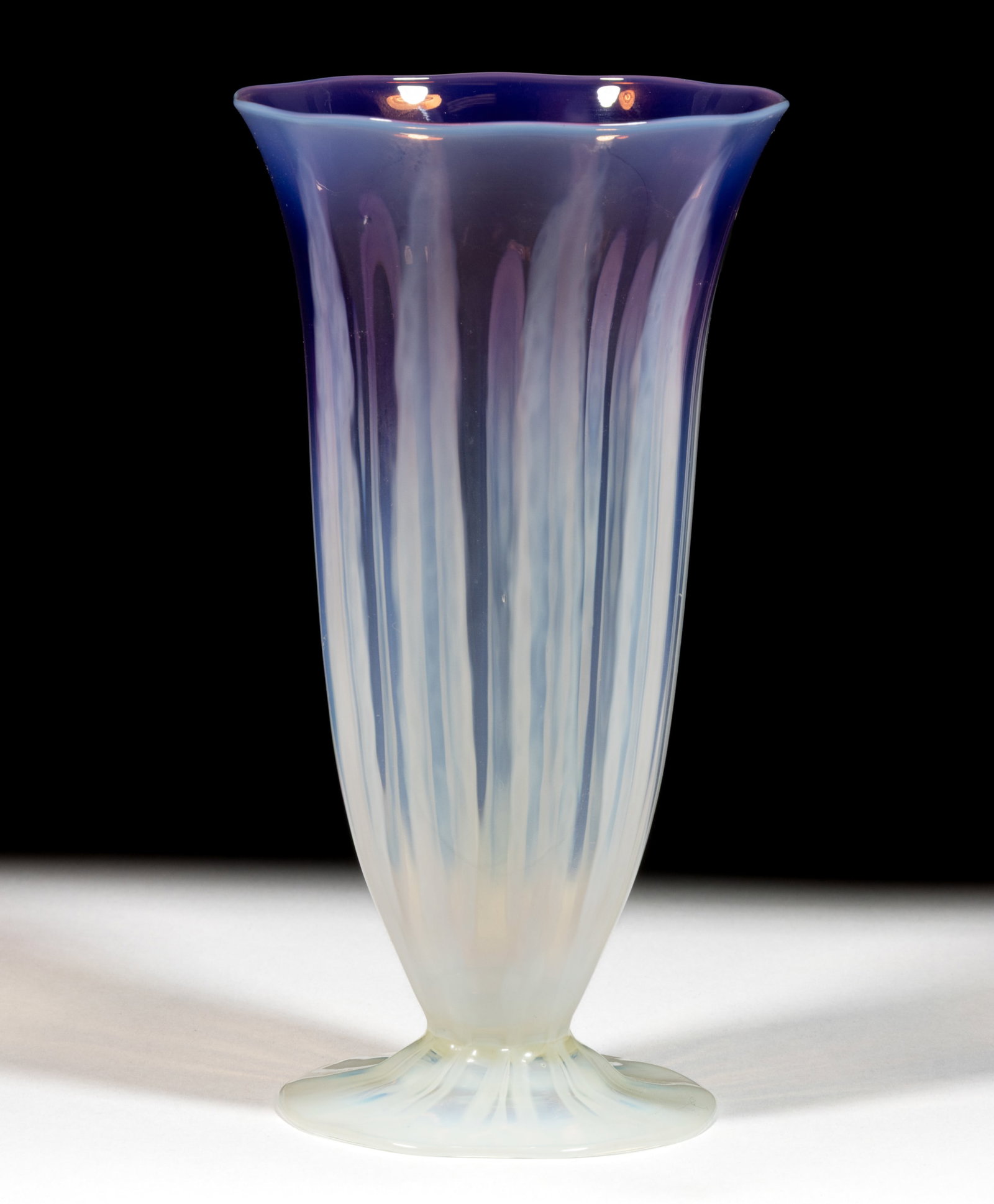 TIFFANY STUDIOS PASTEL WISTERIA OPALESCENT ART GLASS PARFAIT GLASS (1 of 1)