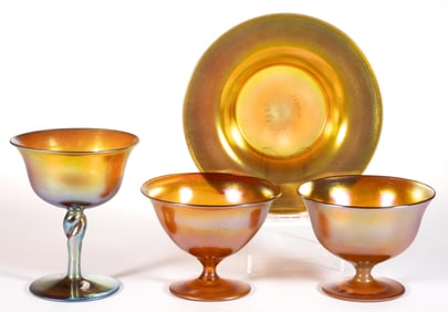 STEUBEN GOLD AURENE ART GLASS ARTICLES, LOT OF FOUR