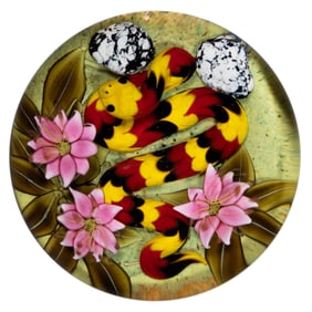 CLINTON SMITH (AMERICAN, B. 1979) SNAKE AMONG FLOWERS STUDIO ART GLASS PAPERWEIGHT