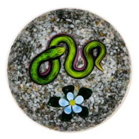 KEN ROSENFELD (AMERICAN, B. 1950) SNAKE AND FLOWER LAMPWORK STUDIO ART GLASS PAPERWEIGHT