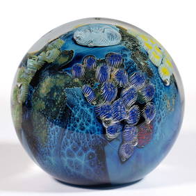JOSH SIMPSON (AMERICAN, B. 1949) MEGA PLANET STUDIO ART GLASS MAGNUM PAPERWEIGHT (1 of 2)