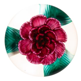 ERIC HANSEN (AMERICAN, XX/XXI) CRIMP ROSE LAMPWORK STUDIO ART GLASS PAPERWEIGHT