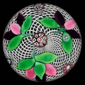 ANTIQUE NEW ENGLAND LEAF SPRAY LAMPWORK AND MILLEFIORI ART GLASS PAPERWEIGHT