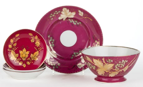 RUSSIAN GARDNER PORCELAIN HAND-PAINTED TABLE ARTICLES, LOT OF FIVE
