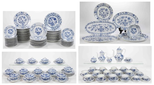 GERMAN MEISSEN PORCELAIN "BLUE ONION" 143-PIECE SET