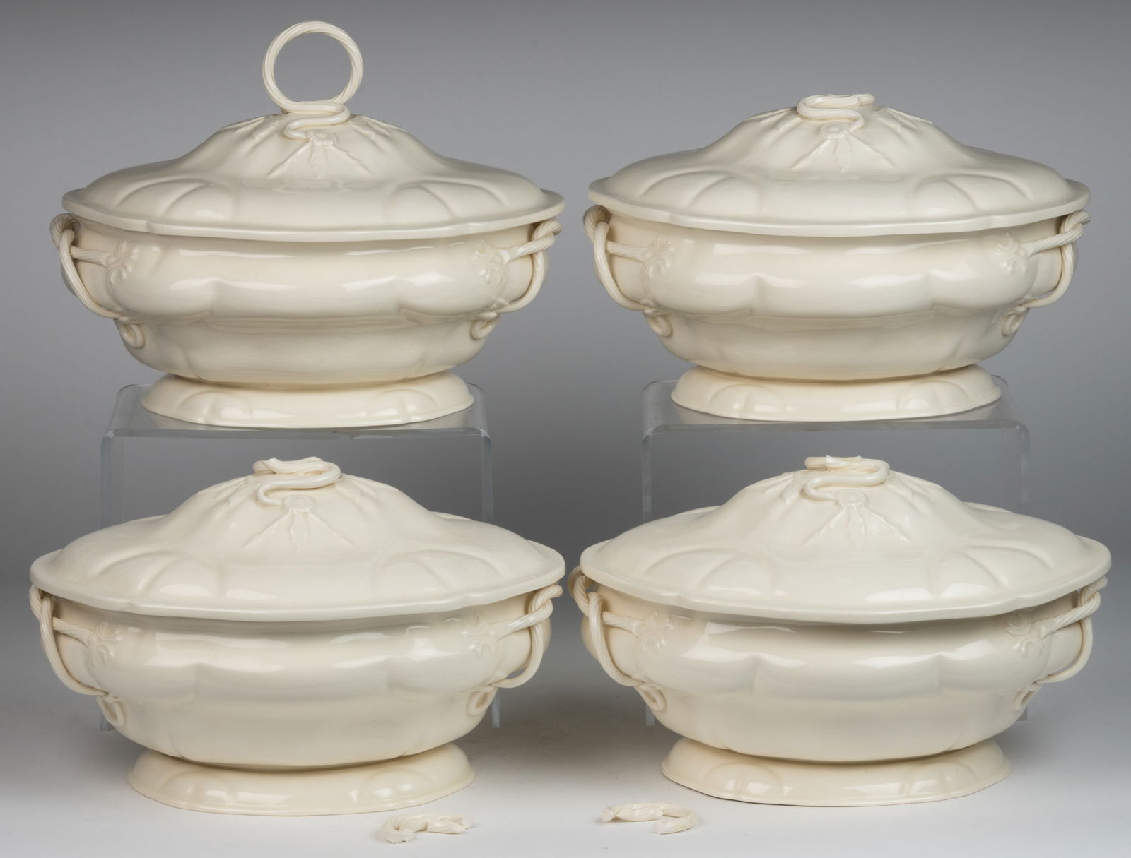 ENGLISH LEEDSWARE CLASSICAL CREAMWARE COVERED VEGETABLE SERVERS, LOT OF FOUR (1 of 5)