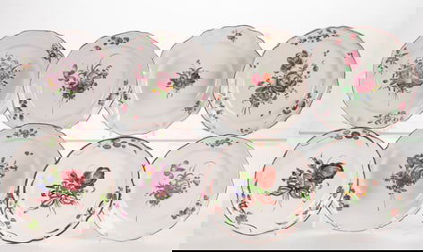FRENCH FAIENCE TIN-GLAZED HAND-PAINTED FLORAL MOTIF EARTHENWARE PLATES, LOT OF EIGHT