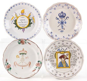 FRENCH FAIENCE TIN-GLAZED HAND-PAINTED REVOLUTIONARY MOTIF EARTHENWARE PLATES, LOT OF FOUR