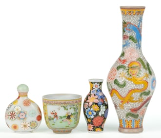 CHINESE ENAMELED GLASS ARTICLES, LOT OF FOUR