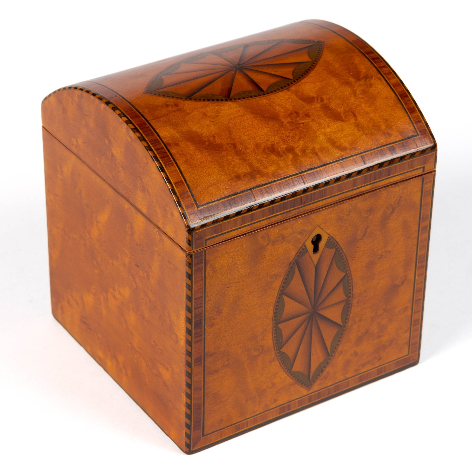 FINE ENGLISH GEORGIAN INLAID BIRD'S-EYE MAPLE TEA CADDY: FINE ENGLISH GEORGIAN INLAID BIRD'S-EYE MAPLE TEA CADDY, of nearly square form with a hinged domed lid, the front and the top feature an elliptical reserve with fan inlay and barberpole inlai