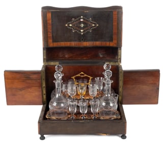 CONTINENTAL CAVE A LIQUEUR / TANTALUS