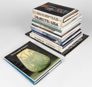 CONTEMPORARY CRAFTS AND CERAMICS REFERENCE VOLUMES, LOT OF 19