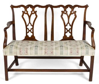 ENGLISH GEORGIAN-STYLE CARVED MAHOGANY SETTEE (1 of 5)