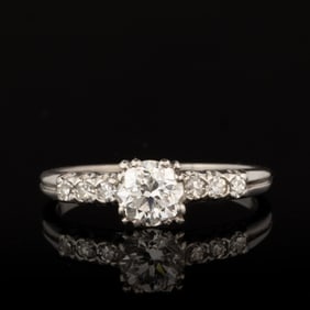 ANTIQUE / VINTAGE PLATINUM AND 0.6 CT. DIAMOND LADY'S RING