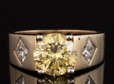 VINTAGE 18K YELLOW GOLD, CITRINE, AND DIAMOND RING
