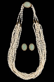 VINTAGE / CONTEMPORARY 14K YELLOW GOLD AND JADE THREE-PIECE JEWELRY ENSEMBLE
