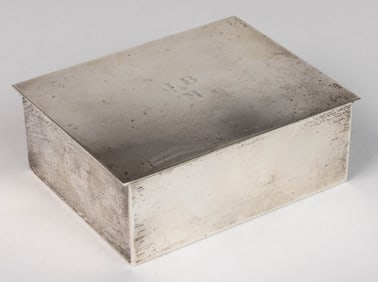 TIFFANY & CO. MID-CENTURY STERLING SILVER CIGARETTE BOX