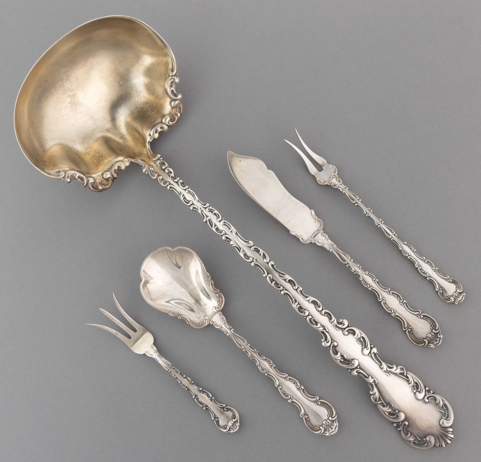 GORHAM "STRASBOURG" AND WHITING "LOUIS XV" STERLING SILVER SERVING UTENSILS, LOT OF FIVE (1 of 2)
