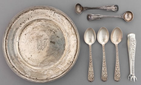 S. KIRK & SON STERLING AND 0.896 SILVER ARTICLES, LOT OF SEVEN