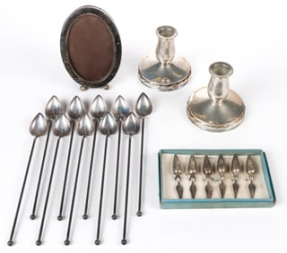 TOWLE AND OTHER STERLING SILVER ARTICLES, LOT OF 19