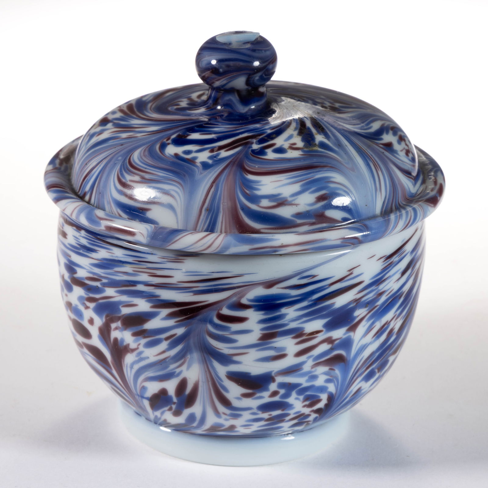 CONTINENTAL FREE-BLOWN AND SPATTER-DECORATED GLASS COVERED SUGAR BOWL (1 of 3)