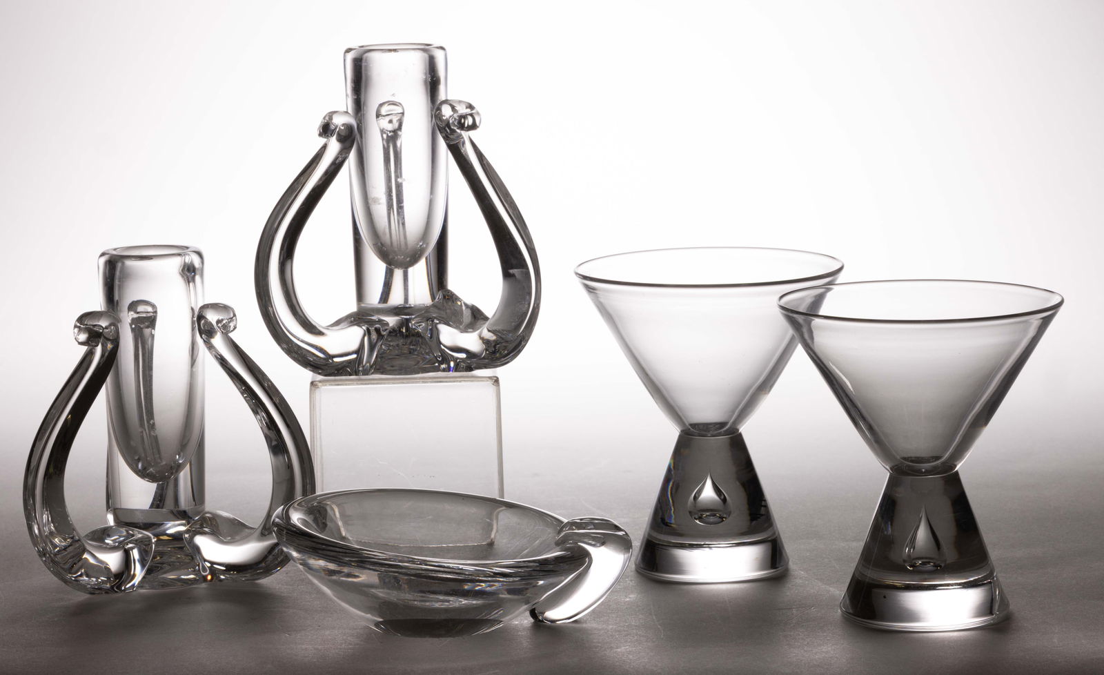 STEUBEN CRYSTAL ART GLASS ARTICLES, LOT OF FIVE (1 of 1)